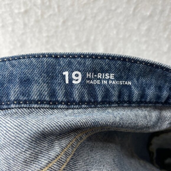 Arizona Jean Shorts Women's Sz 19 Blue Highrise Distressed Denim Stretch Raw Hem - Picture 10 of 12